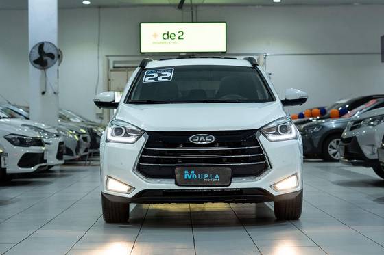 JAC T40 1.6 16V GASOLINA PLUS 4P CVT